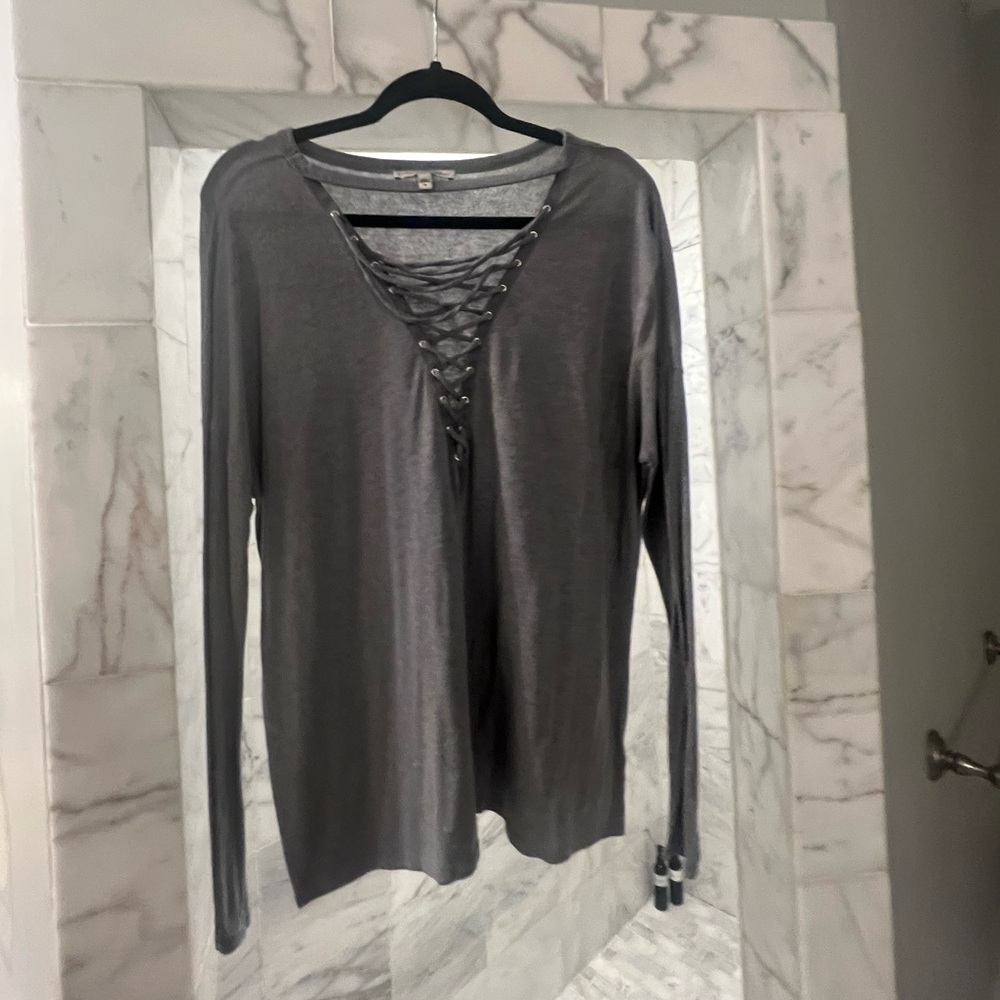 *BUNDLE ME* Grey Large express one shirt